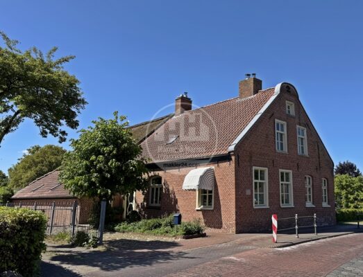 Exklusiv! Einzigartiges Wohnen in stilvollem Ambiente am Kanal 26629 Großefehn, Landhaus