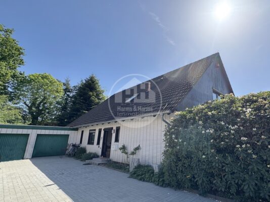 Ruhe pur: Idyllisch gelegenes Einfamilienhaus mit großzügigem Garten 26605 Aurich / Popens, Einfamilienhaus
