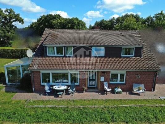 Gemütliches Reihenendhaus mit großer Teichanlage in ländlicher Lage 26605 Aurich, Reihenendhaus