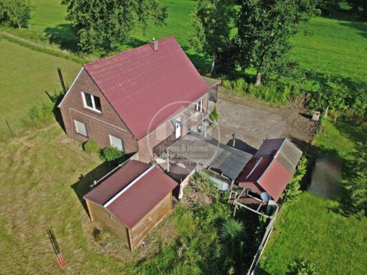 Aus Alt macht Neu:
Renovierungsbedürftiges EFH in zweiter Reihe 26607 Aurich / Walle, Einfamilienhaus