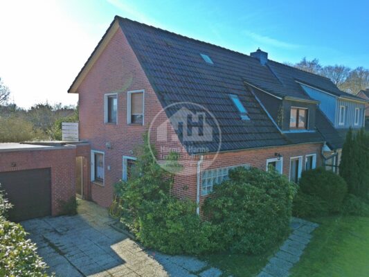 Gepflegte Doppelhaushälfte in ruhiger Sackgassen-Siedlungslage 26603 Aurich, Doppelhaushälfte