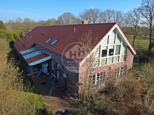 Repräsentatives, vollständig renoviertes Bürogebäude im Landhausstil 26605 Aurich / Schirum, Bürofläche