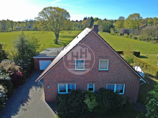 Gepflegtes neues Zuhause mit vielen Gestaltungsmöglichkeiten in Wallinghausen 26605 Aurich, Haus